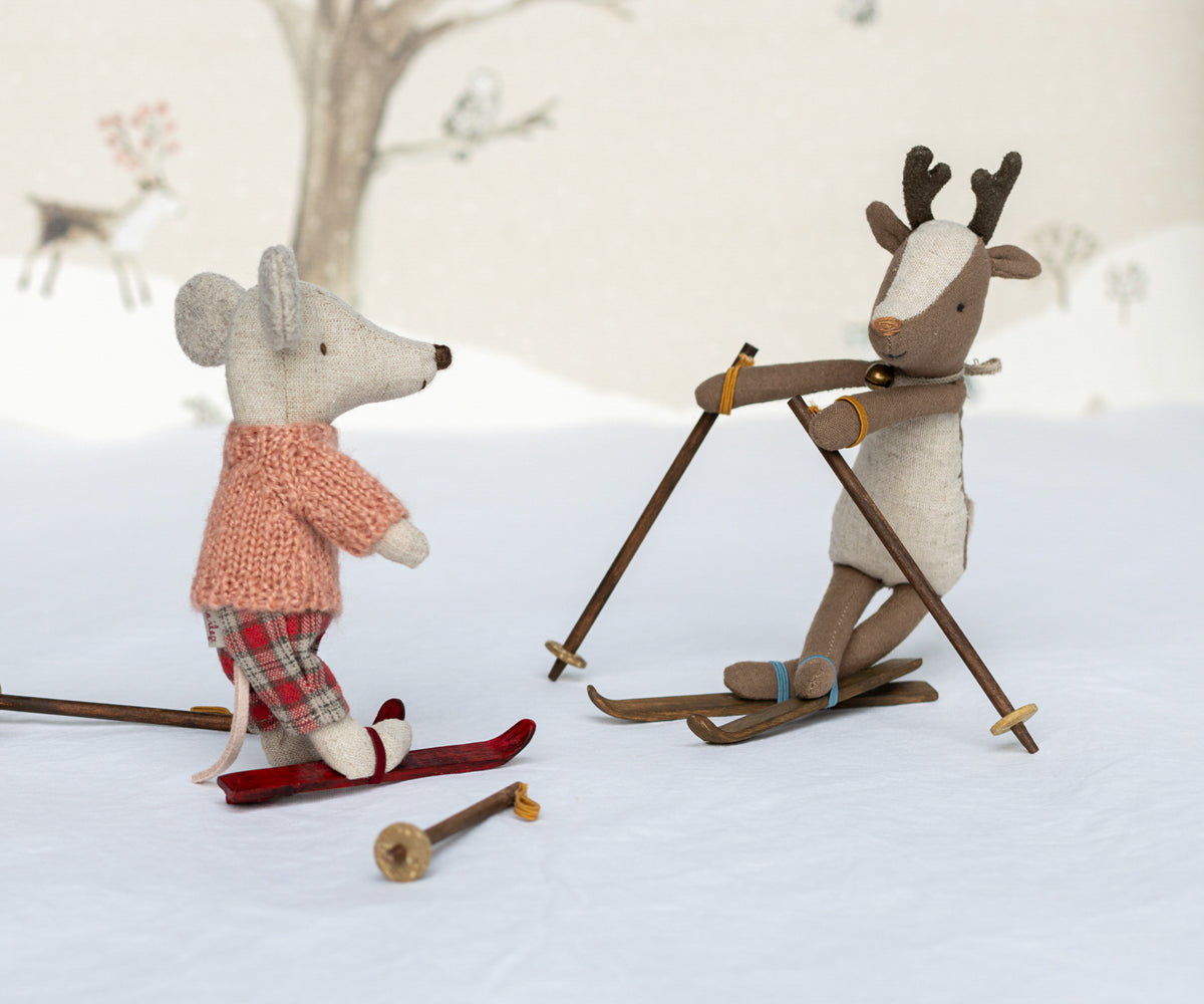 Winter Mouse with Ski Set, Big Sister